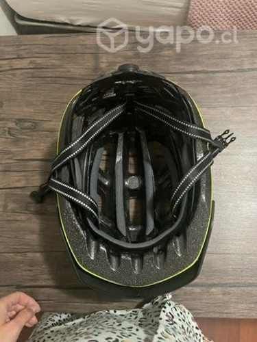 Casco para deportes marca bontrager
