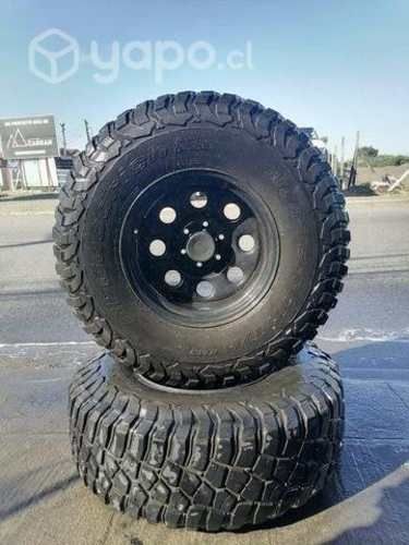 Neumáticos con llantas x4 BF 37/12.5r17