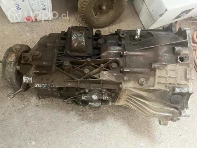 Caja de cambios CANTER