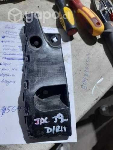 Jac j2 2013 guia de parachoque delantero derecho