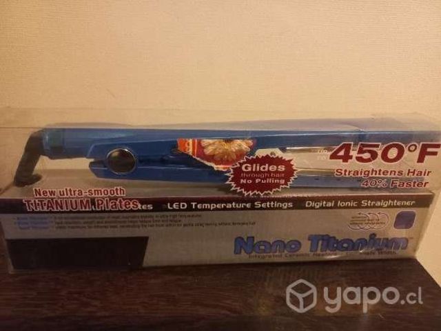 Plancha para el cabello Titanium 450 °F