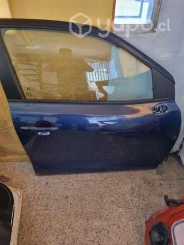 Puerta delantera derecha baleno