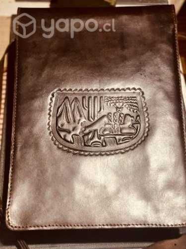 Cartera de cuero