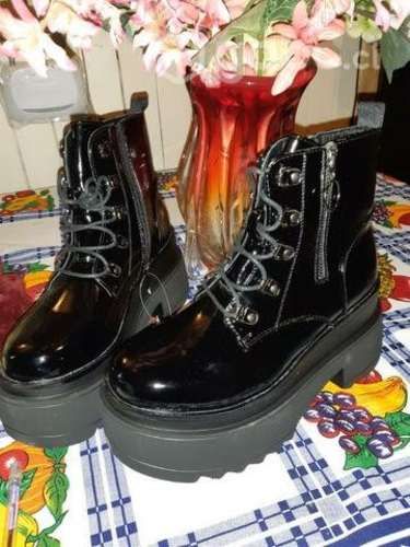 Botines Negros Nuevos