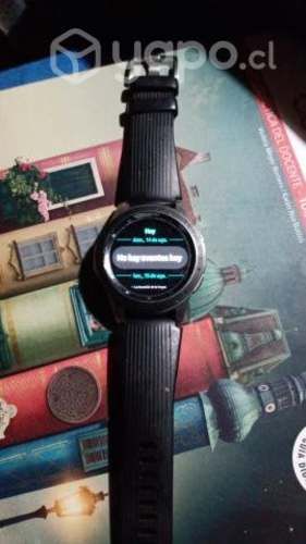 teléfono más reloj