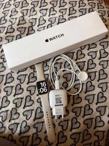 Apple Watch SE 40mm Gold