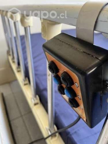 Cama clínica eléctrica