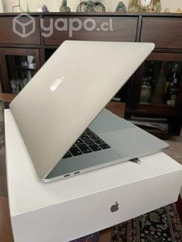 MacBook Pro 15-inch 2017 touch bar