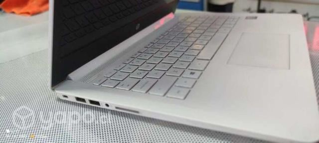 Notebook HP blanco