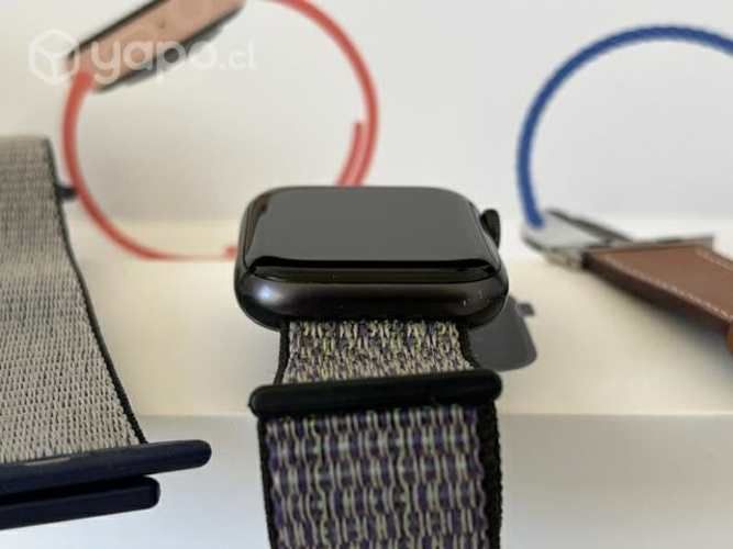 Apple Watch SE GPS + LTE (celular) 44mm