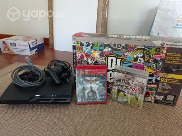 PS3 (una manilla) + 2 Juegos + Set DJ Hero