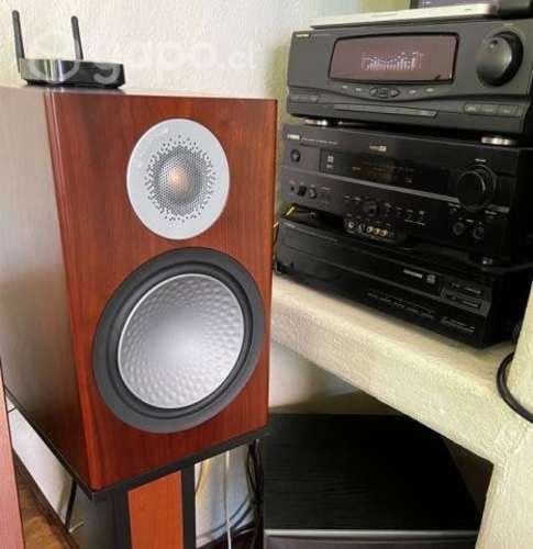 Parlantes Monitor Audio Silver 100