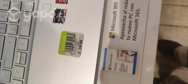 Notebook HP Ryzen 5 nueva de exibicion