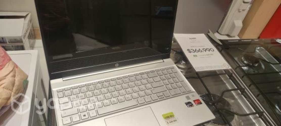 Notebook HP Ryzen 5 nueva de exibicion