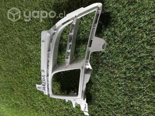 Tapa neblinero derecho mazda 6