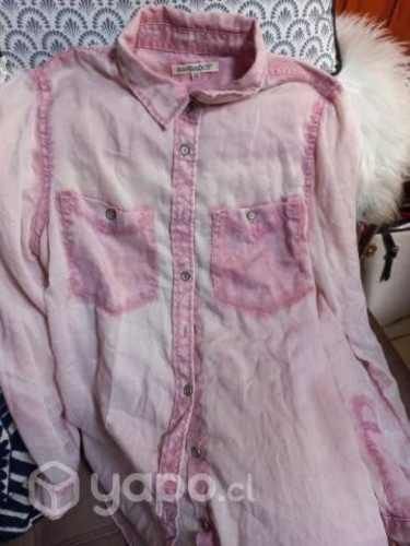 Blusa rosada marca Bassemet