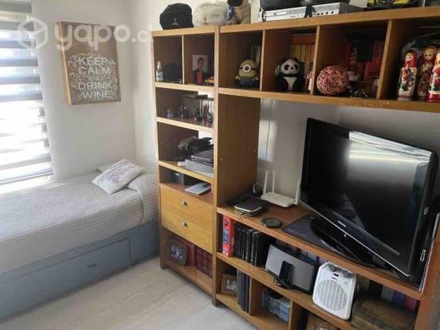 Repisa modular y cama con cajonera