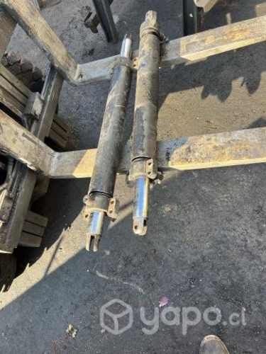 Cilindro dirección grúa horquilla