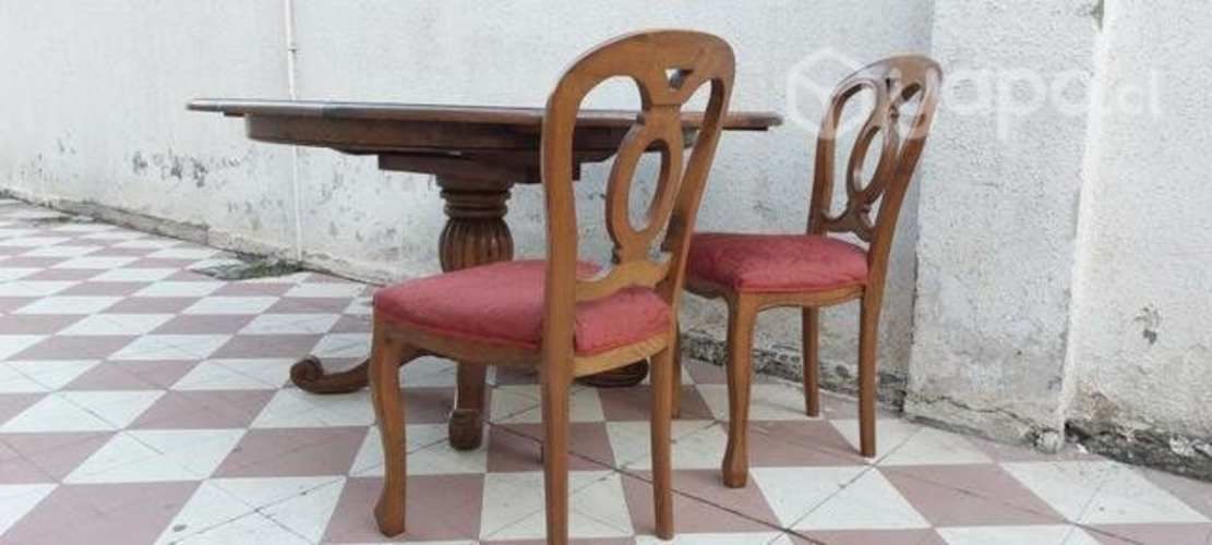 Mesa antigua de encina