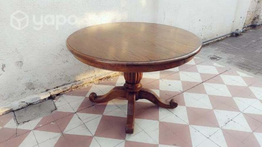 Mesa antigua de encina