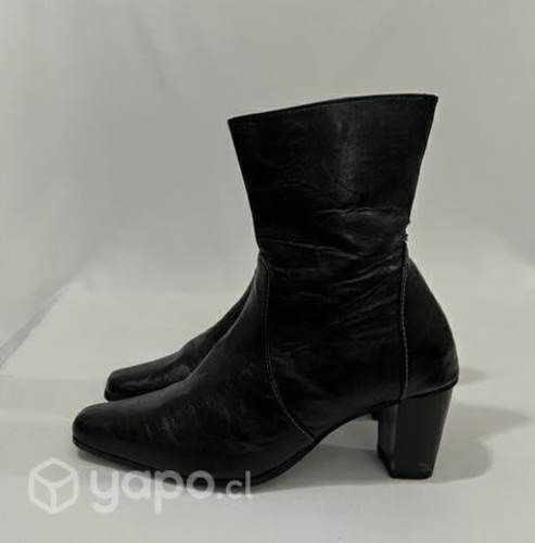 Botín Taco 100% Sintético Marca Alaniz N*38 Negro