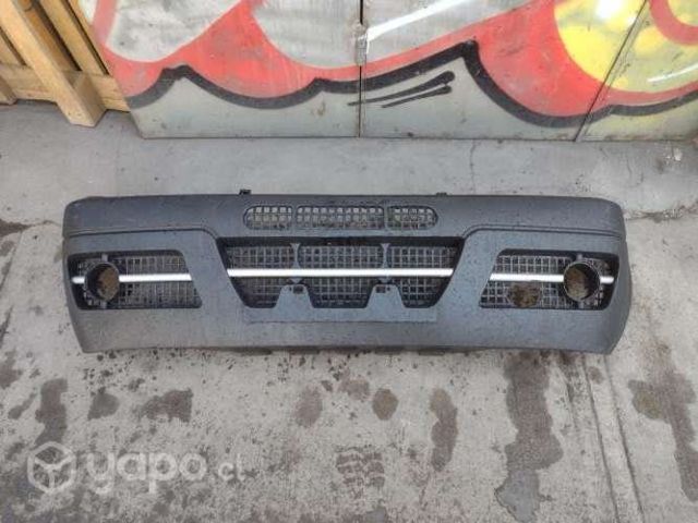 Parachoque del dfm cargo van 2012-2014