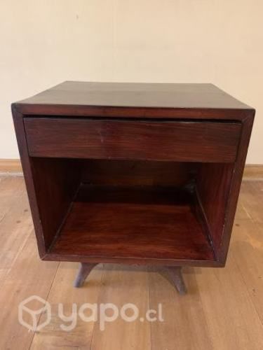 Velador Iraní de madera.