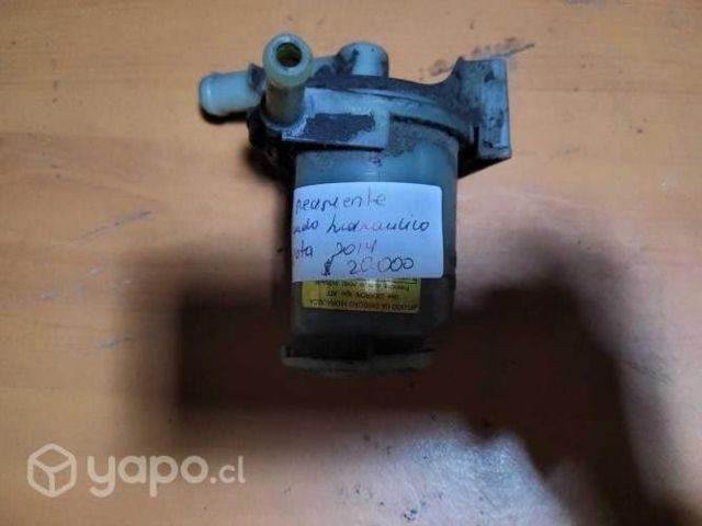 Deposito de liquido hidraulico toyota 2014