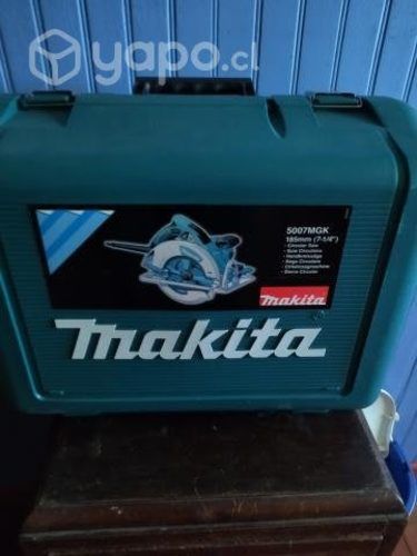 Sierra circular makita