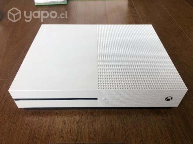 XBOX ONE S + GTA V 230k conversable