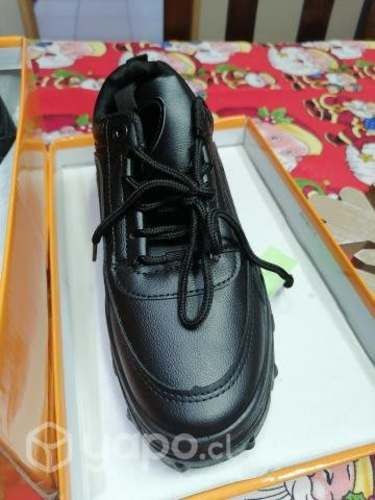 Zapatillas nuevas 38