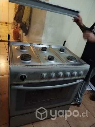 Cocina de 6 platos funcionando