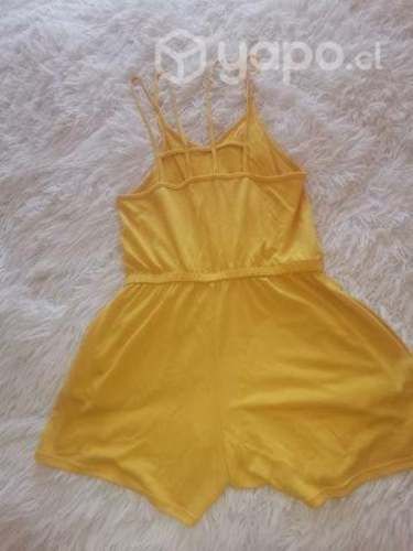 Enterito amarillo talla xxs marca POLEMIC