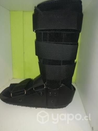 Botas de tobillo derecho, corta y larga