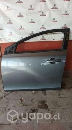 Puerta volvo v40 2017