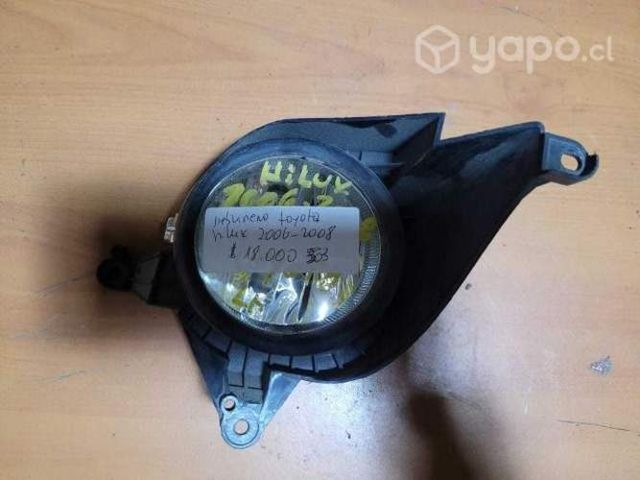 Neblinero toyota hilux 2006-2008