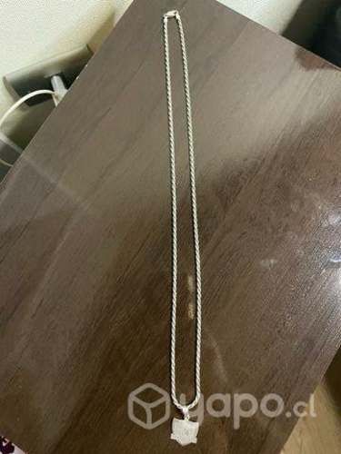 Cadena de plata