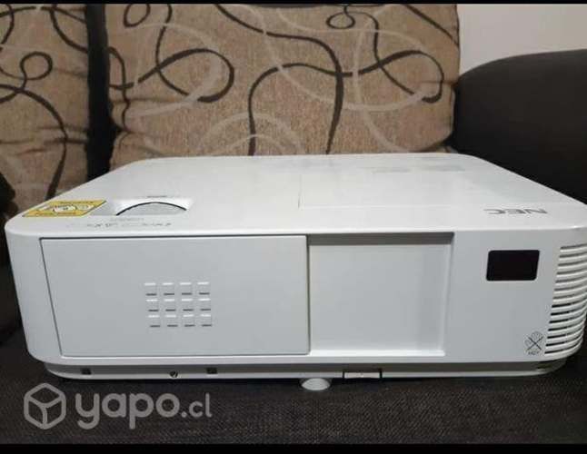 Proyector Nec NP-282 // Precio conversable