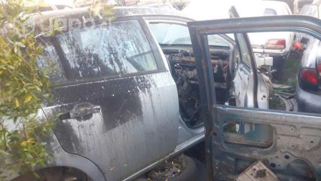 Farol trasero piloto Nissan sentra 2012