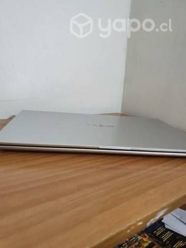 Asus vivobook 15