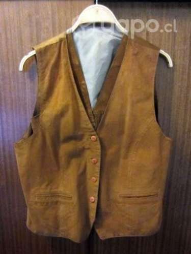 Chaleco de gamuza color café para mujer Talla XS