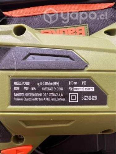 Taladro percutor 900W Bauker