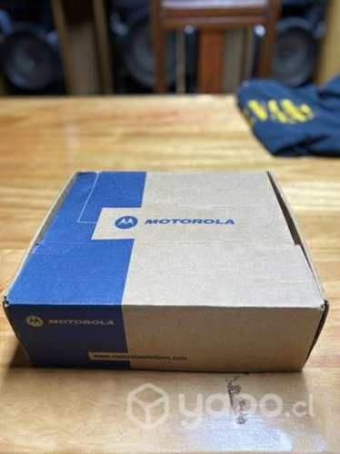Radio portátil Motorola nueva