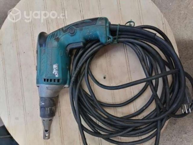 Atornillador makita