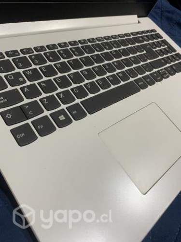 NOTEBOOK LENOVO poco conversable