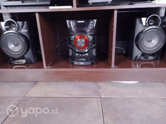 Equipo Samsung excelente sonido