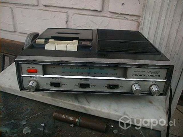 Radio antigua crown am -fm CASETERA