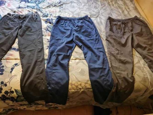 Lote de ropa clinicos cherokee