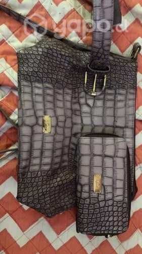 Cartera, cinturon, billetera carpisa italiana