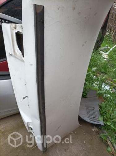 Maleta de subaru legacy 98 g2